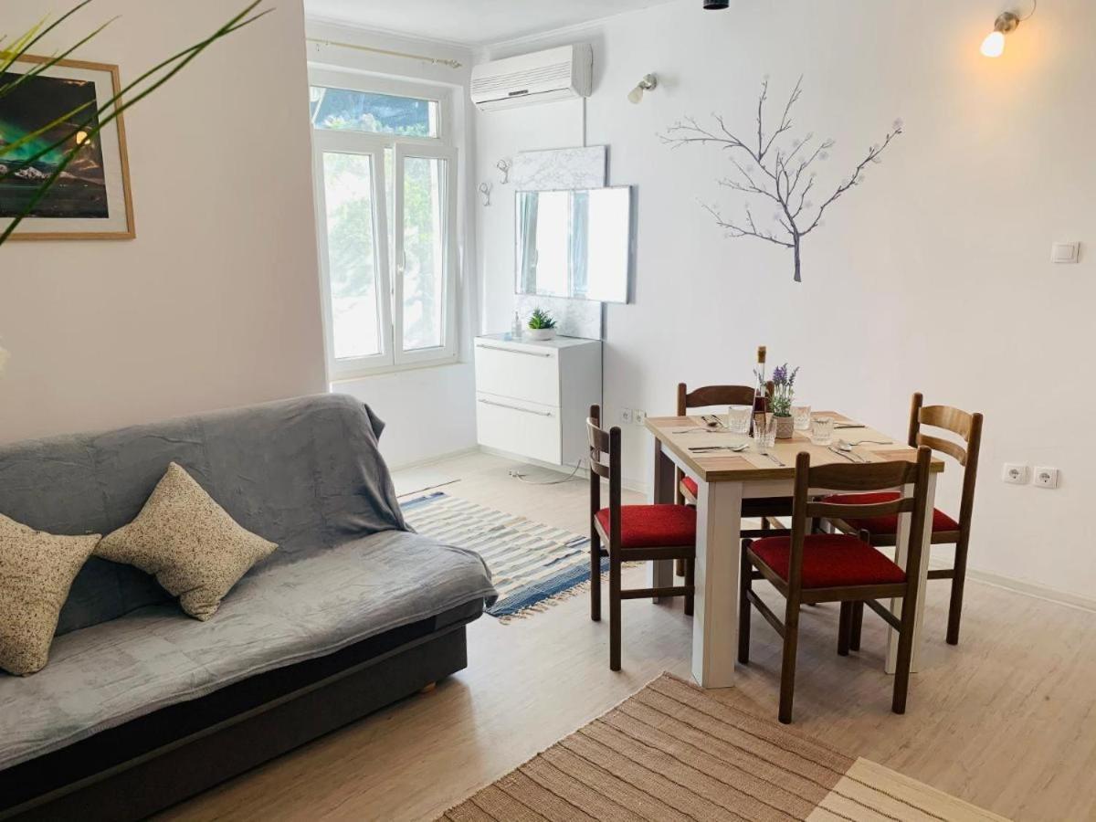 Apartman Flora'S Garden Apartment Korcula Town Luaran gambar