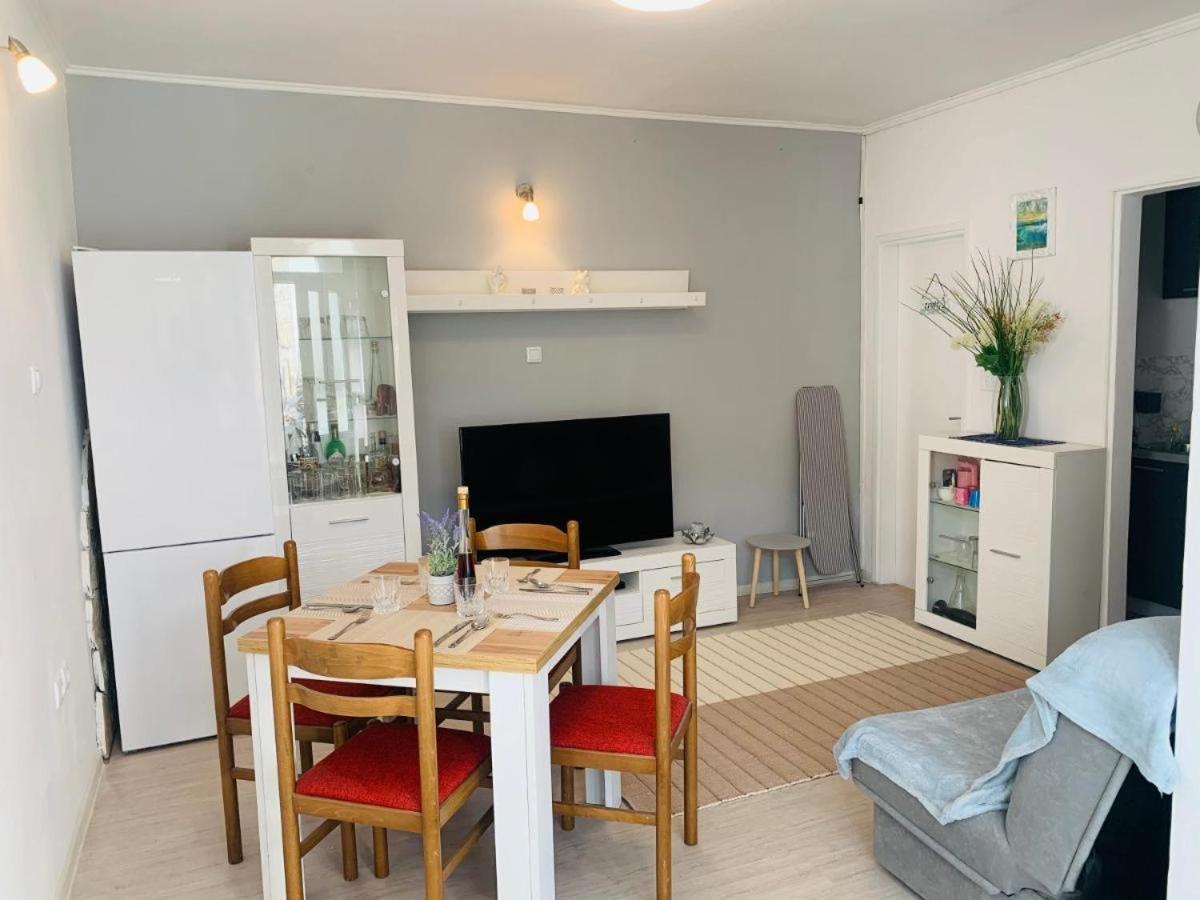Apartman Flora'S Garden Apartment Korcula Town Luaran gambar